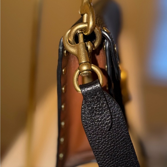 COACH Tabby 26 black and refined leather with gold rivits and hardware ! - Picture 16 of 16